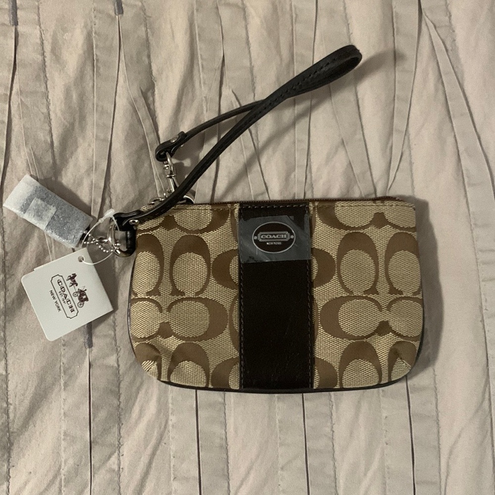 NWT Coach Wristlet